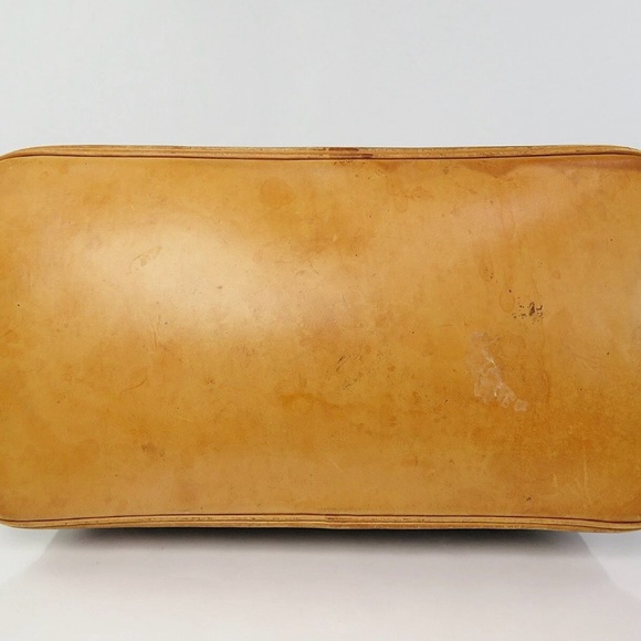 Meet your Posher, Jonnathan - Picture 11 of 13